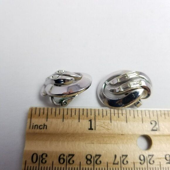 Vintage Crown Trifari Rhinestone Clip On Earrings, Silver Tone, Missing Stone - Picture 6 of 8